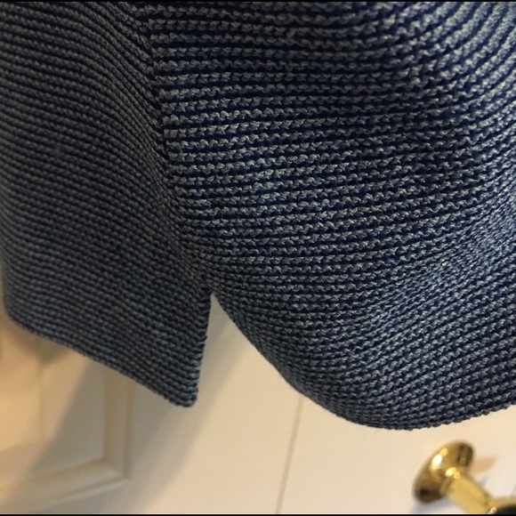 St. John knit blue shell with dark blue trim - Picture 7 of 8